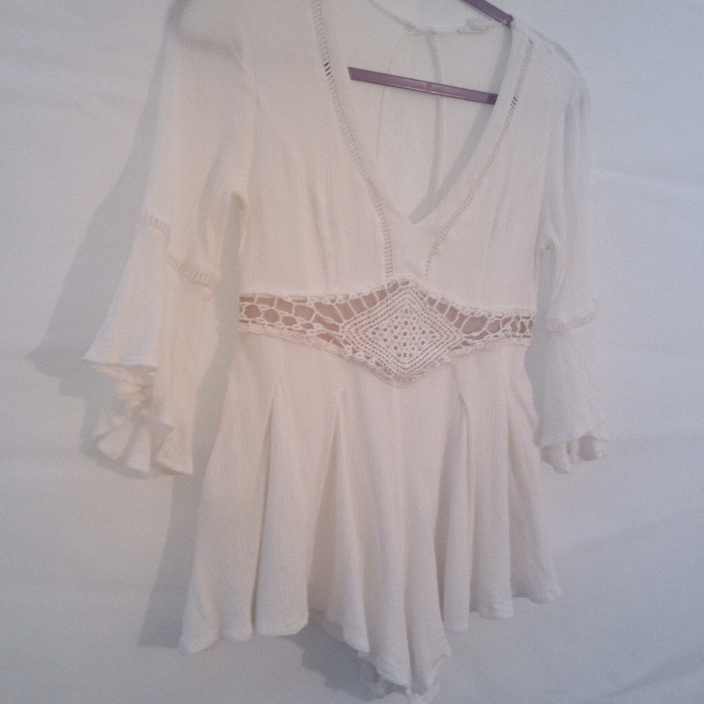 A'gaci White and Beige Crochet Romper